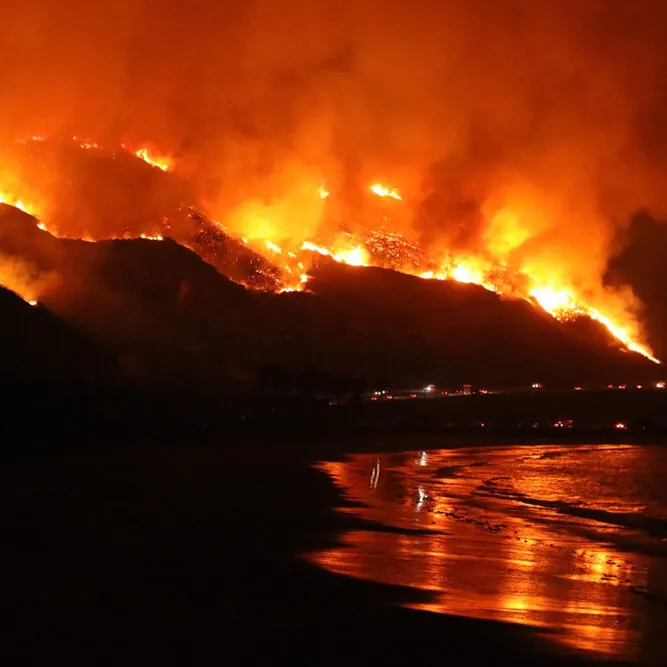 Photo of the Thomas Fire